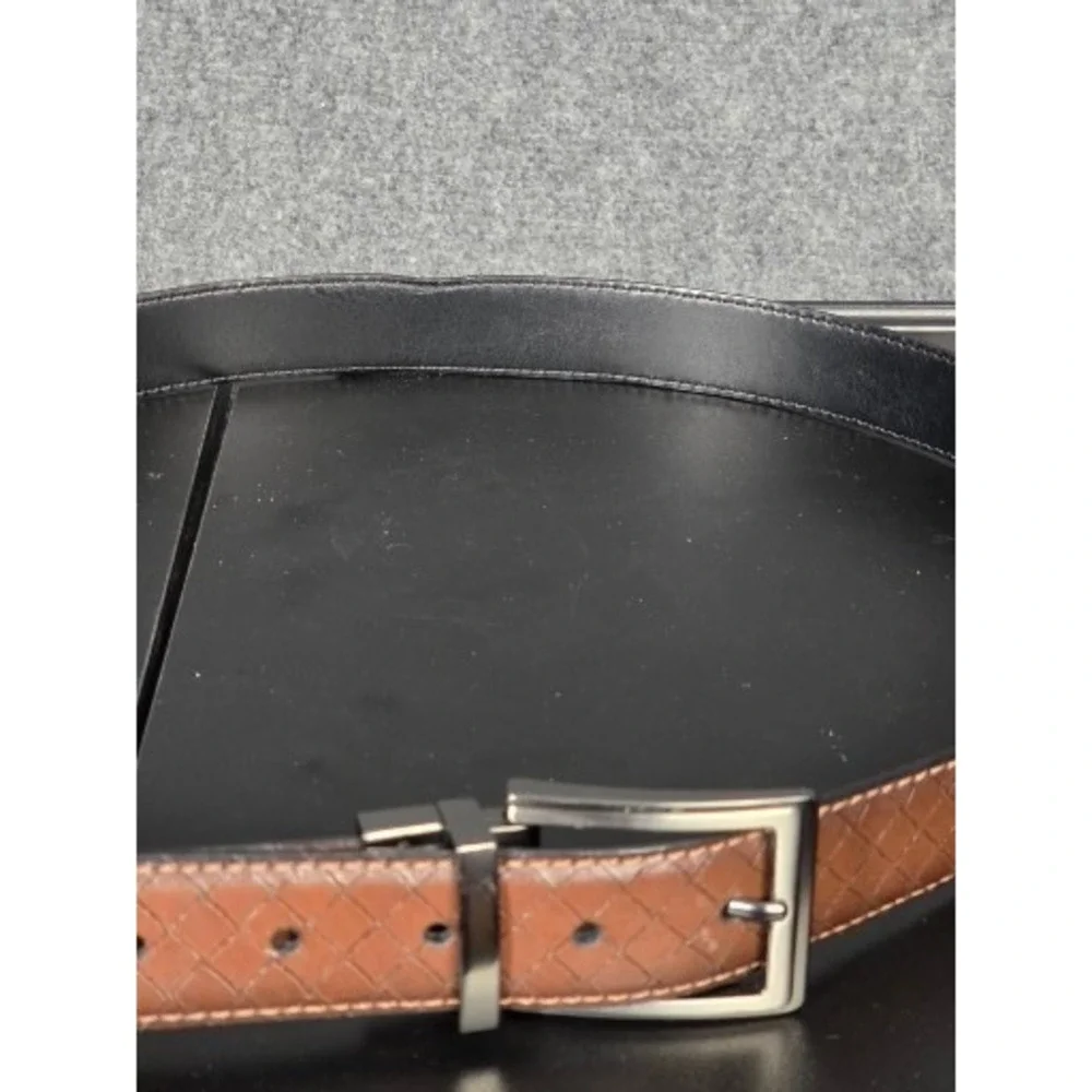 Tommy‎ Bahama Mens Reversible Leather Belt Gunmetal Buckle Woven Detail Size 40